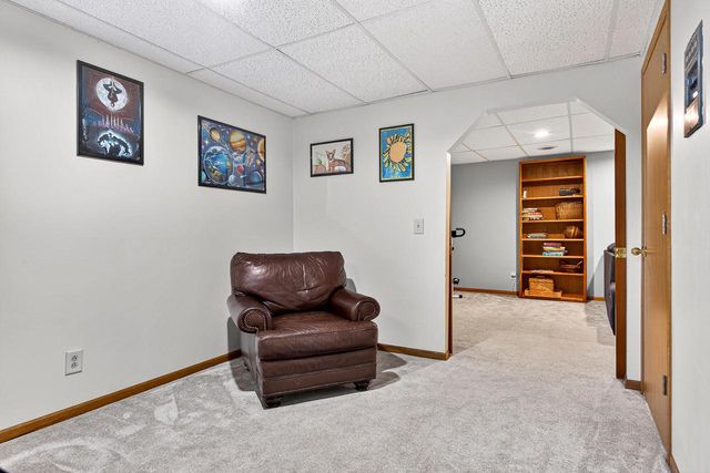 1525 Holley STREET, Holmen, WI 54636