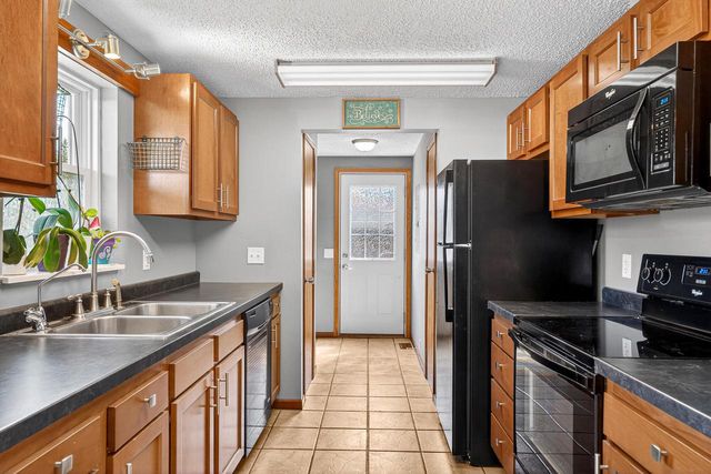 1525 Holley STREET, Holmen, WI 54636