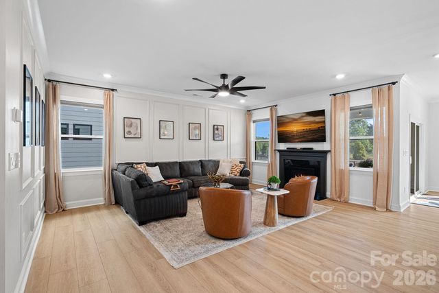 8604 Bridgegate Drive, Huntersville, NC 28078