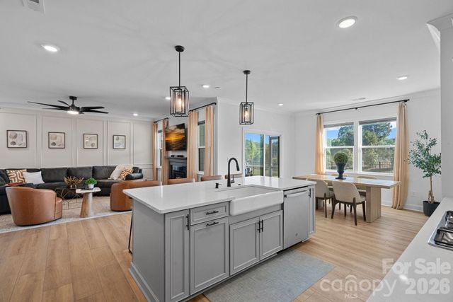 8604 Bridgegate Drive, Huntersville, NC 28078