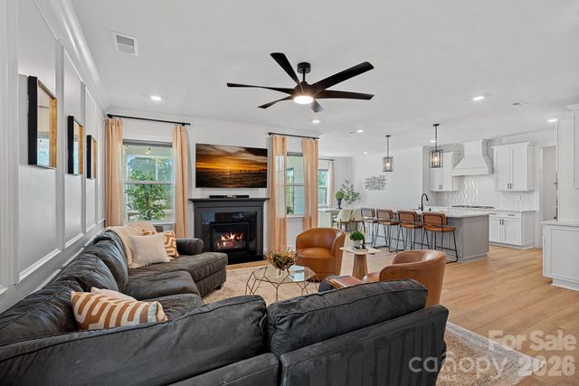 8604 Bridgegate Drive, Huntersville, NC 28078