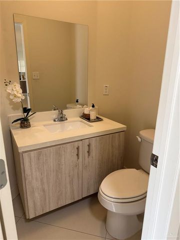 2205 S 6th Street, Mcallen, TX 78503