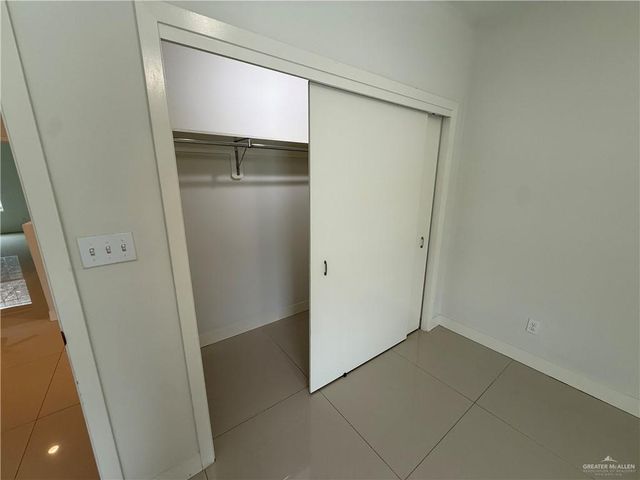 2205 S 6th Street, Mcallen, TX 78503