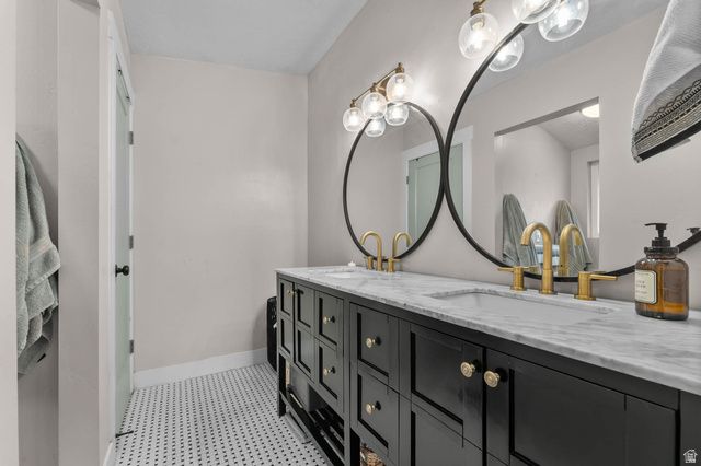 5500 S BROCKWAY DR, Murray, UT 84117