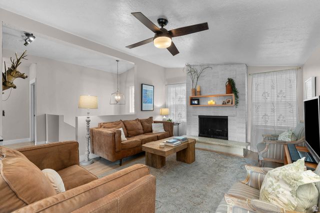 5500 S BROCKWAY DR, Murray, UT 84117