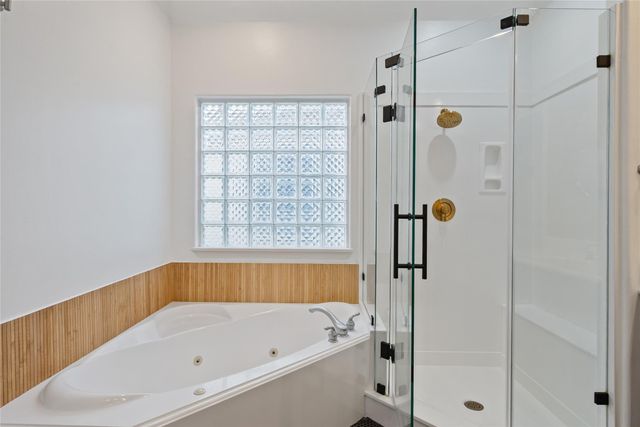 1515 Hyde Park Boulevard 2, Houston, TX 77006