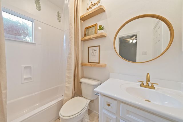 1515 Hyde Park Boulevard 2, Houston, TX 77006