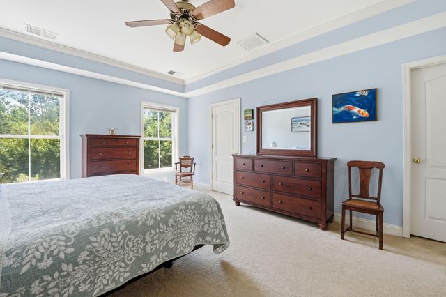 508 HOLLINGSWORTH TER, Herndon, VA 20170
