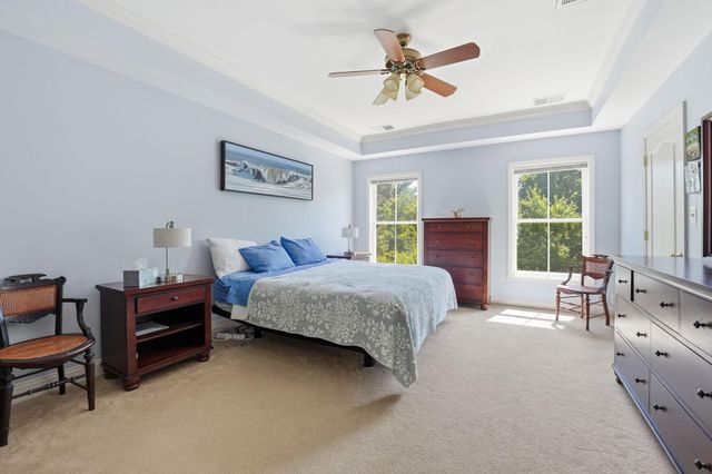 508 HOLLINGSWORTH TER, Herndon, VA 20170