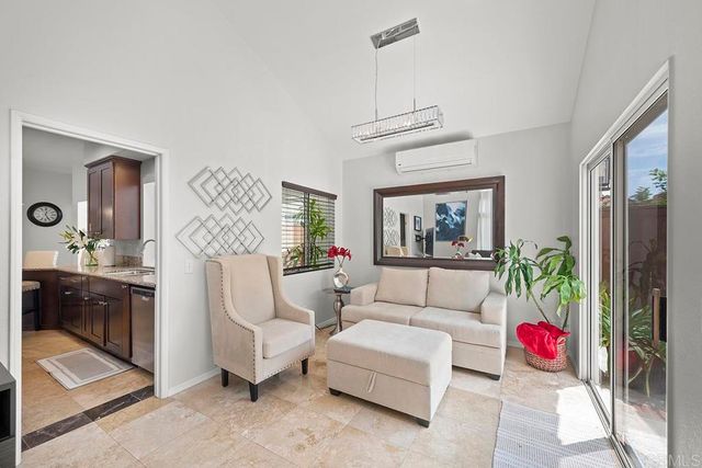 1254 LA CRESCENTIA DR, Chula Vista, CA 91910
