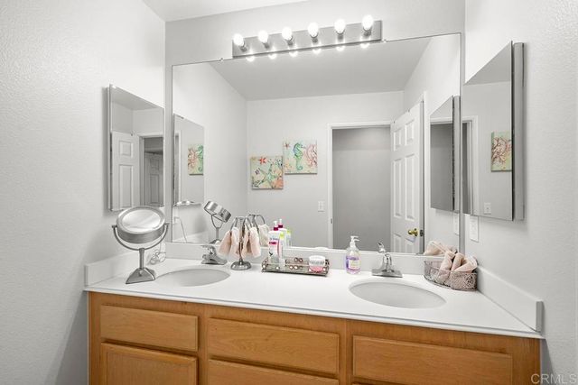 1254 LA CRESCENTIA DR, Chula Vista, CA 91910