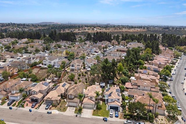 1254 LA CRESCENTIA DR, Chula Vista, CA 91910