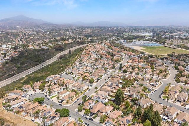 1254 LA CRESCENTIA DR, Chula Vista, CA 91910
