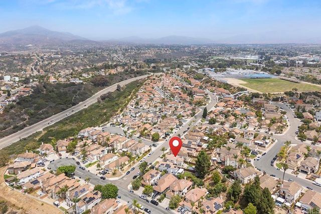 1254 LA CRESCENTIA DR, Chula Vista, CA 91910