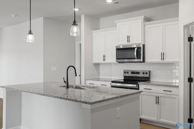 136 Balboa Road, Meridianville, AL 35759