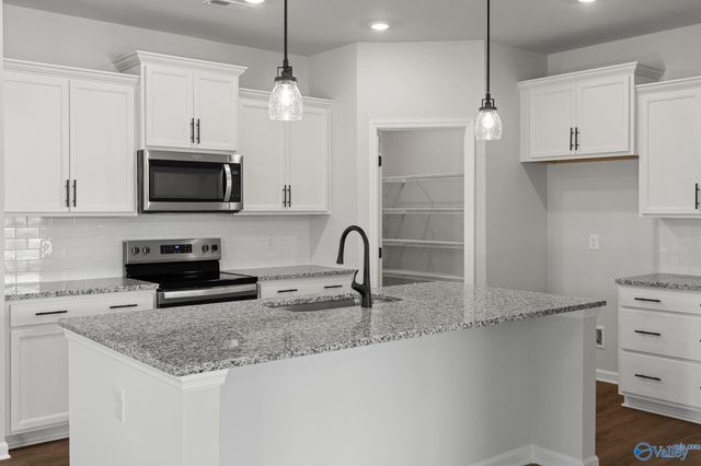 136 Balboa Road, Meridianville, AL 35759