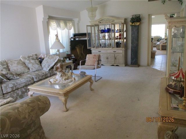 7963 West Rainshower Drive, Las Vegas, NV 89147