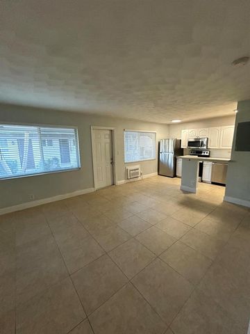 925 NE 17th Avenue 1, Fort Lauderdale, FL 33304