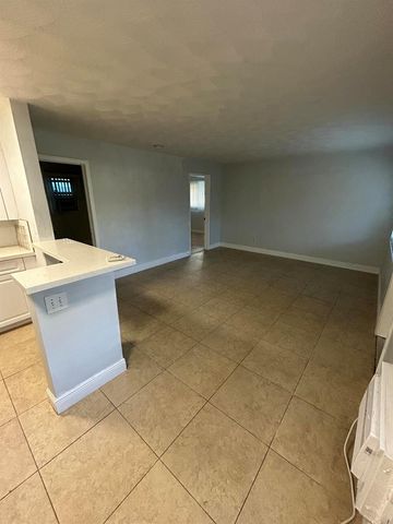 925 NE 17th Avenue 1, Fort Lauderdale, FL 33304