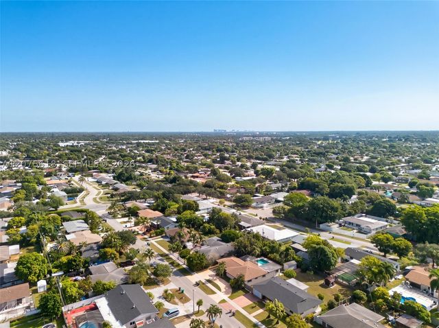 16111 SW 103rd Ct, Miami, FL 33157