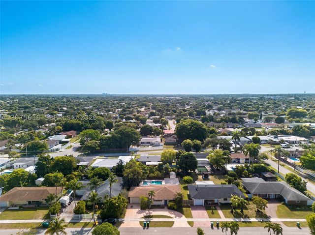 16111 SW 103rd Ct, Miami, FL 33157