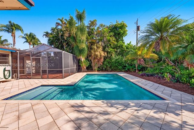 16111 SW 103rd Ct, Miami, FL 33157
