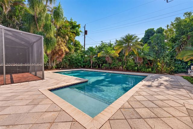 16111 SW 103rd Ct, Miami, FL 33157