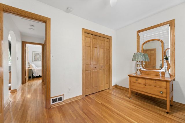 826 Cross Street, Anoka, MN 55303