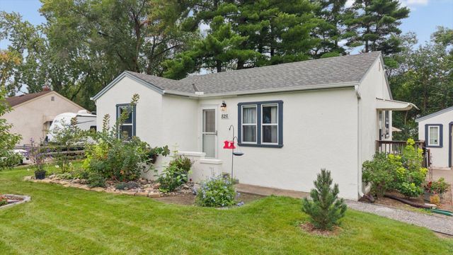826 Cross Street, Anoka, MN 55303