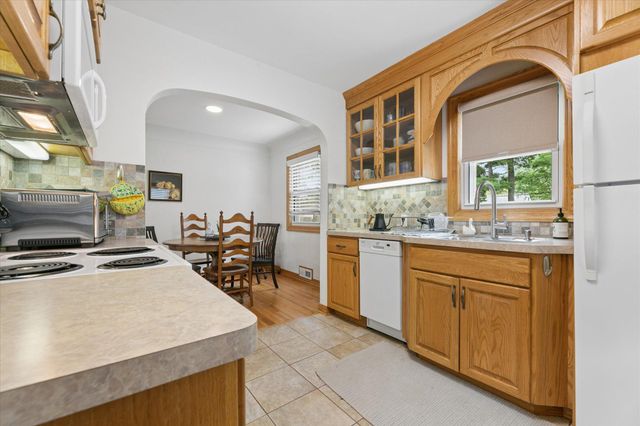 826 Cross Street, Anoka, MN 55303