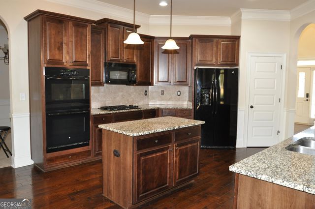 337 Snow Bird Drive, Hampton, GA 30228
