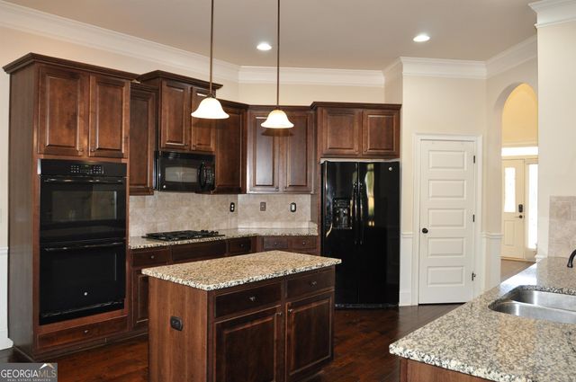 337 Snow Bird Drive, Hampton, GA 30228