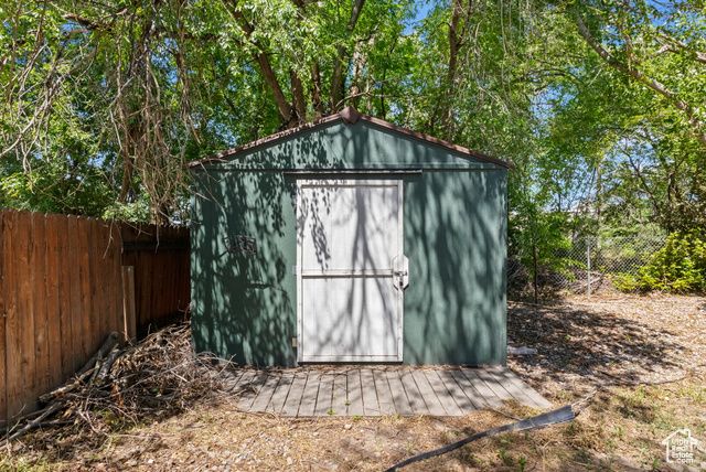 9224 S BENSON WAY, Sandy, UT 84070