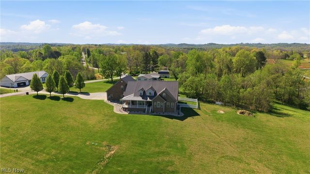 1384 Spider Ridge Road, Parkersburg, WV 26104