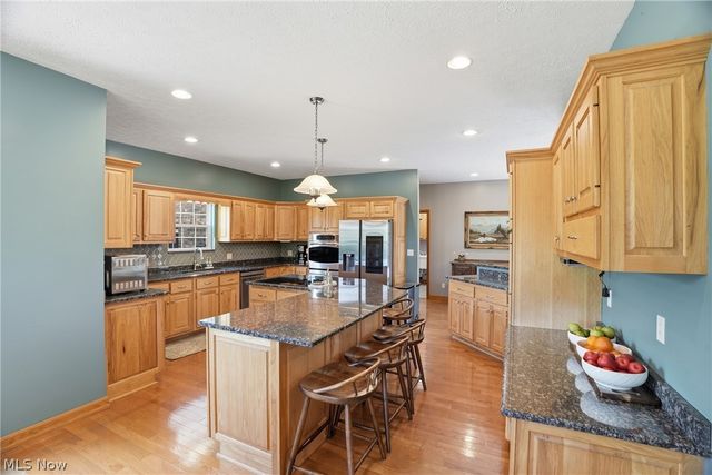 1384 Spider Ridge Road, Parkersburg, WV 26104