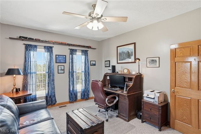 1384 Spider Ridge Road, Parkersburg, WV 26104