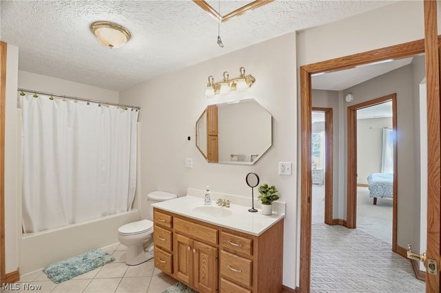 1384 Spider Ridge Road, Parkersburg, WV 26104