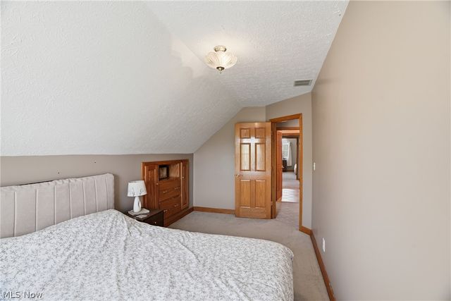 1384 Spider Ridge Road, Parkersburg, WV 26104