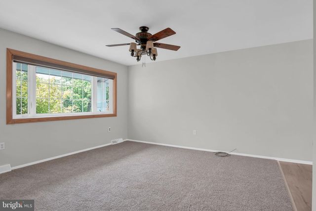 14 PEMBERTON DR, East Berlin, PA 17316