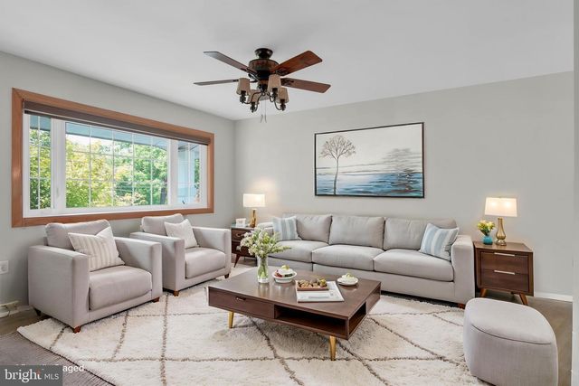 14 PEMBERTON DR, East Berlin, PA 17316