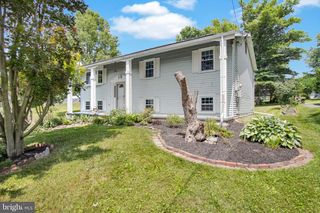 14 PEMBERTON DR, East Berlin, PA 17316
