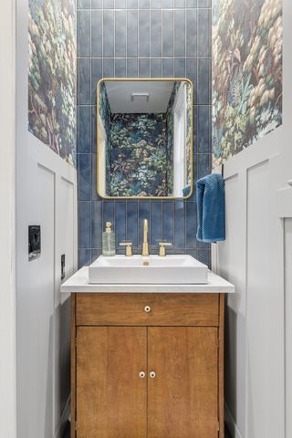 919 Waterford Way, Euless, TX 76039