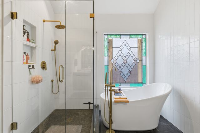 919 Waterford Way, Euless, TX 76039