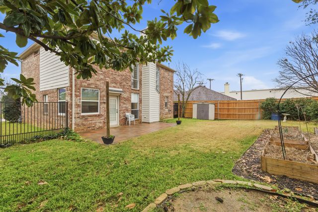 919 Waterford Way, Euless, TX 76039