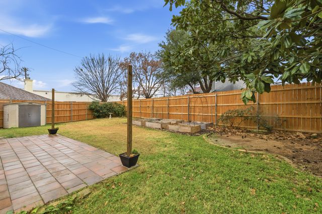 919 Waterford Way, Euless, TX 76039