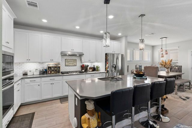 12839 Fort Belknap, San Antonio, TX 78245