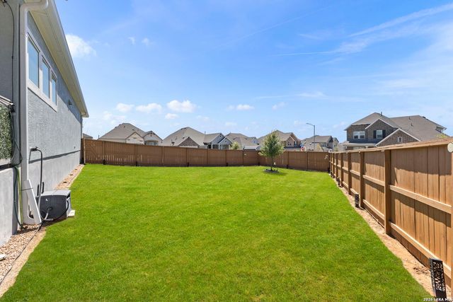 12839 Fort Belknap, San Antonio, TX 78245
