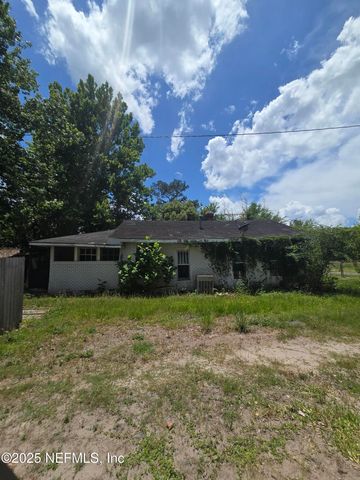374 N CHERRY Street, Starke, FL 32091