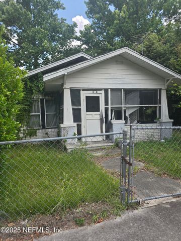 374 N CHERRY Street, Starke, FL 32091