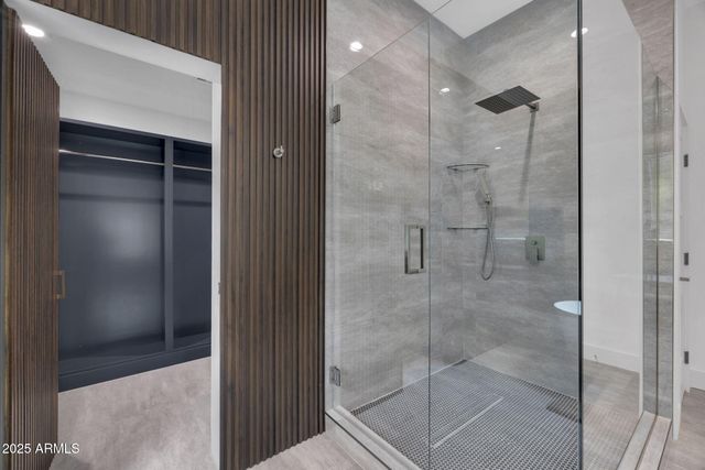 6827 N 14TH Place, Phoenix, AZ 85014